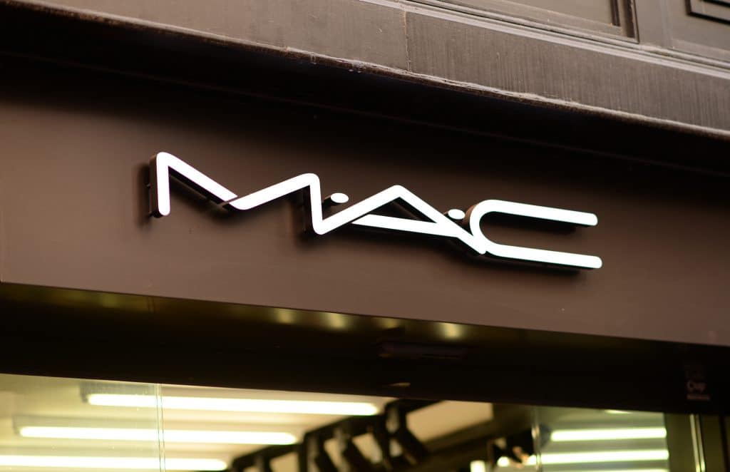 MAC Lawsuit Raises Privacy Concerns Over AI Beauty Tools